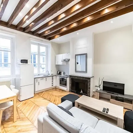 Le Ferrandiere -beau 2 Pieces-cordeliers-bellecour Apartman *